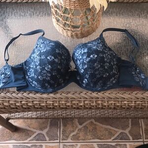 Victoria's Secret Blue Lace Push-Up Bra